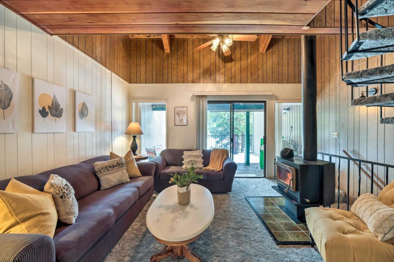 Pinecrest Retreat With Fireplace! Buitenkant foto